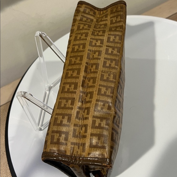 FENDI Crystal Zucca Large Clutch / Pouch Vintage - Picture 10 of 16